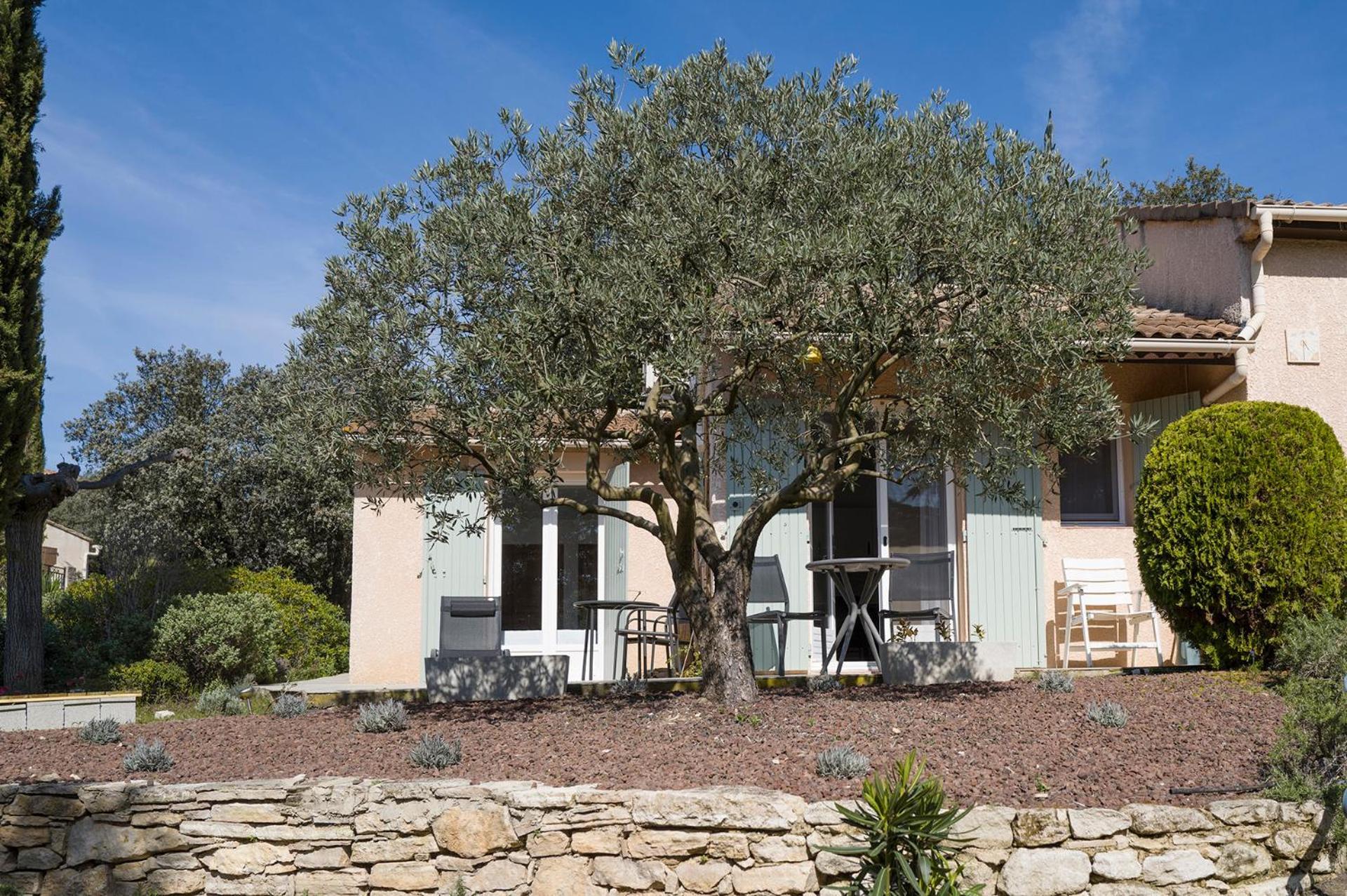 Les Cistes Lioux Exterior foto
