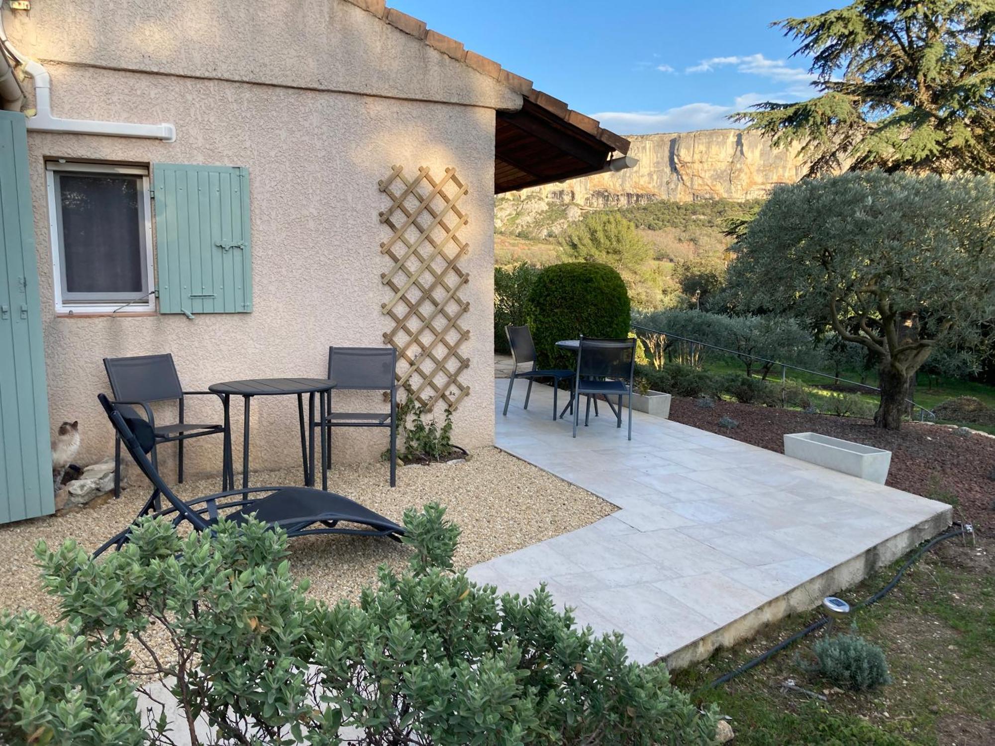 Les Cistes Lioux Exterior foto