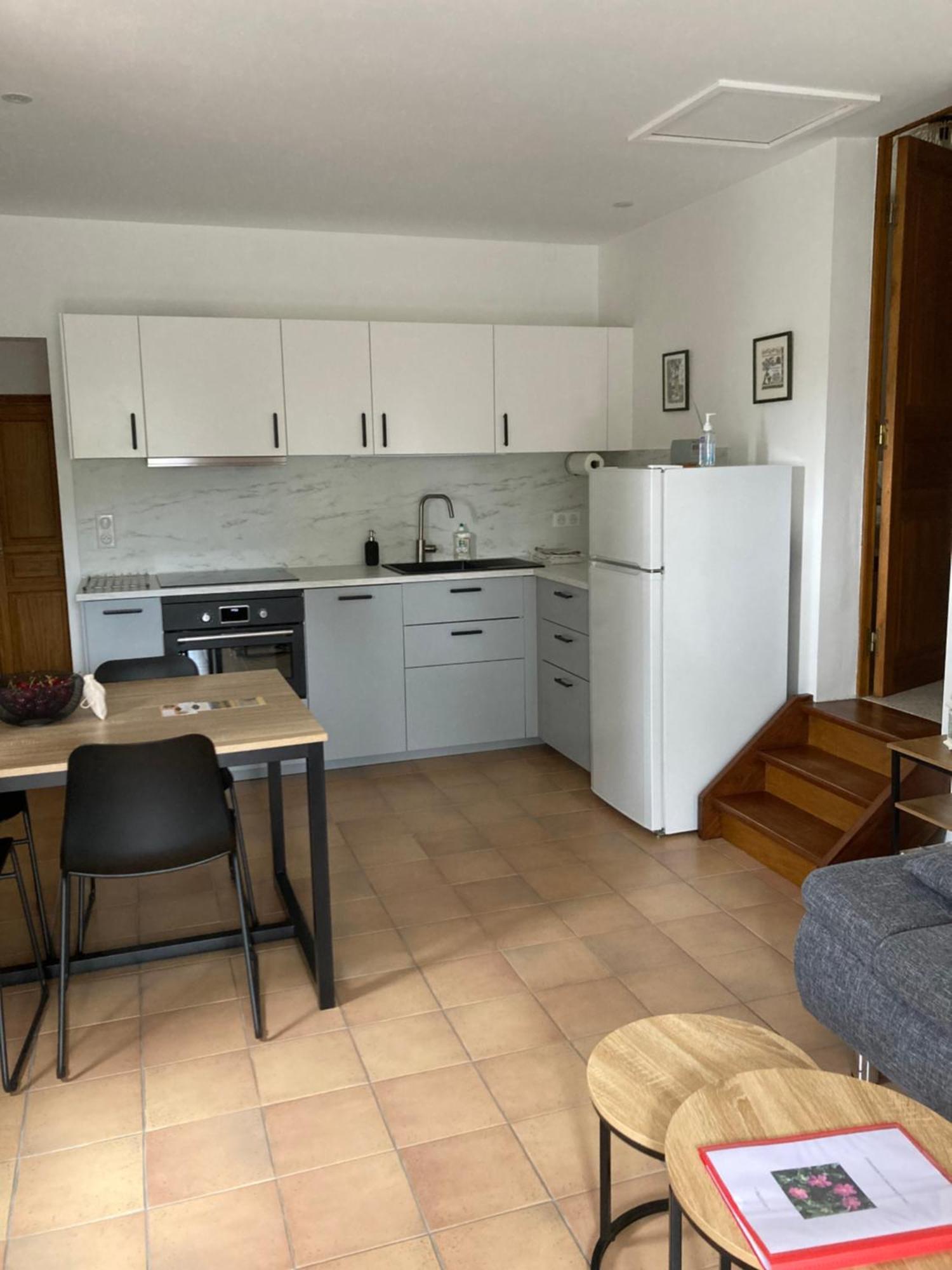 Les Cistes Lioux Exterior foto